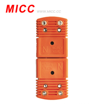 MICC Diferentes tipos de clavijas huecas de omega